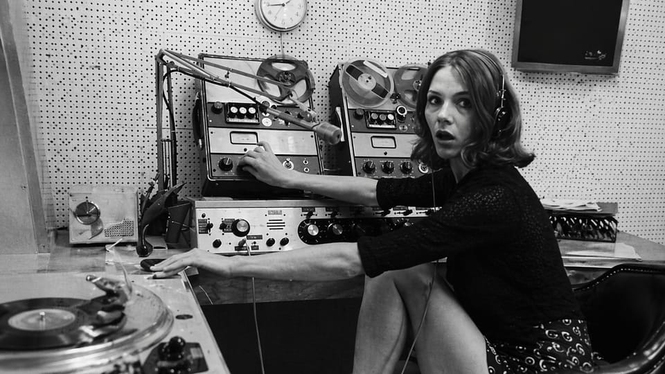 Чому традиційне радіо залишається актуальним